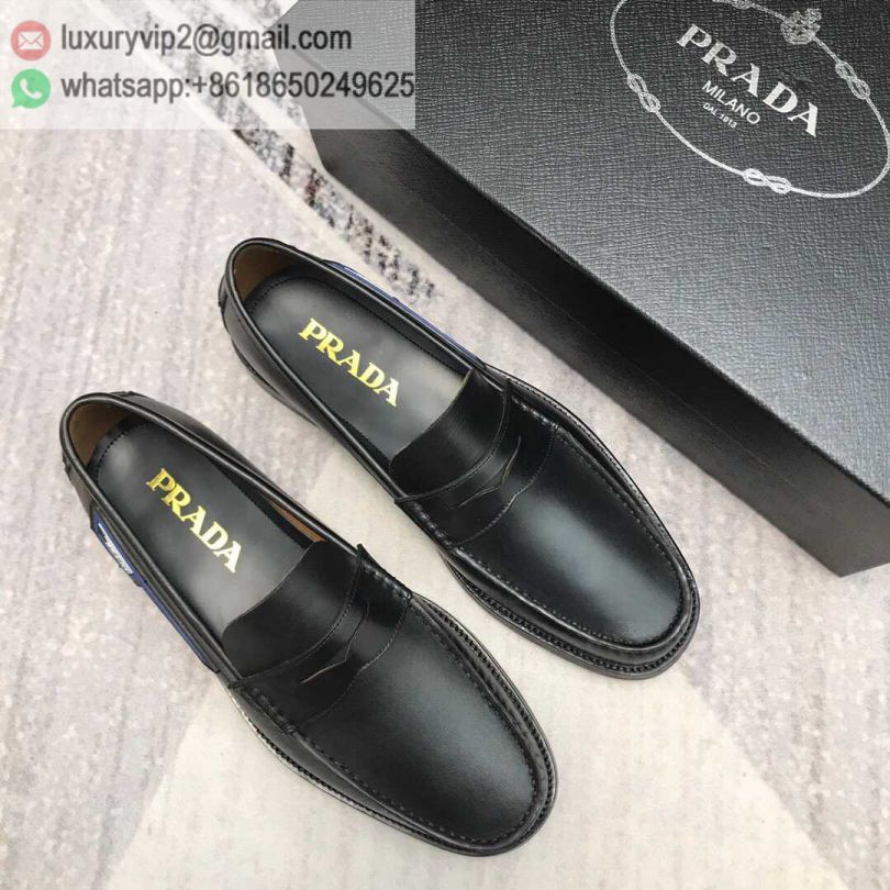 luxury deals: prada outlet