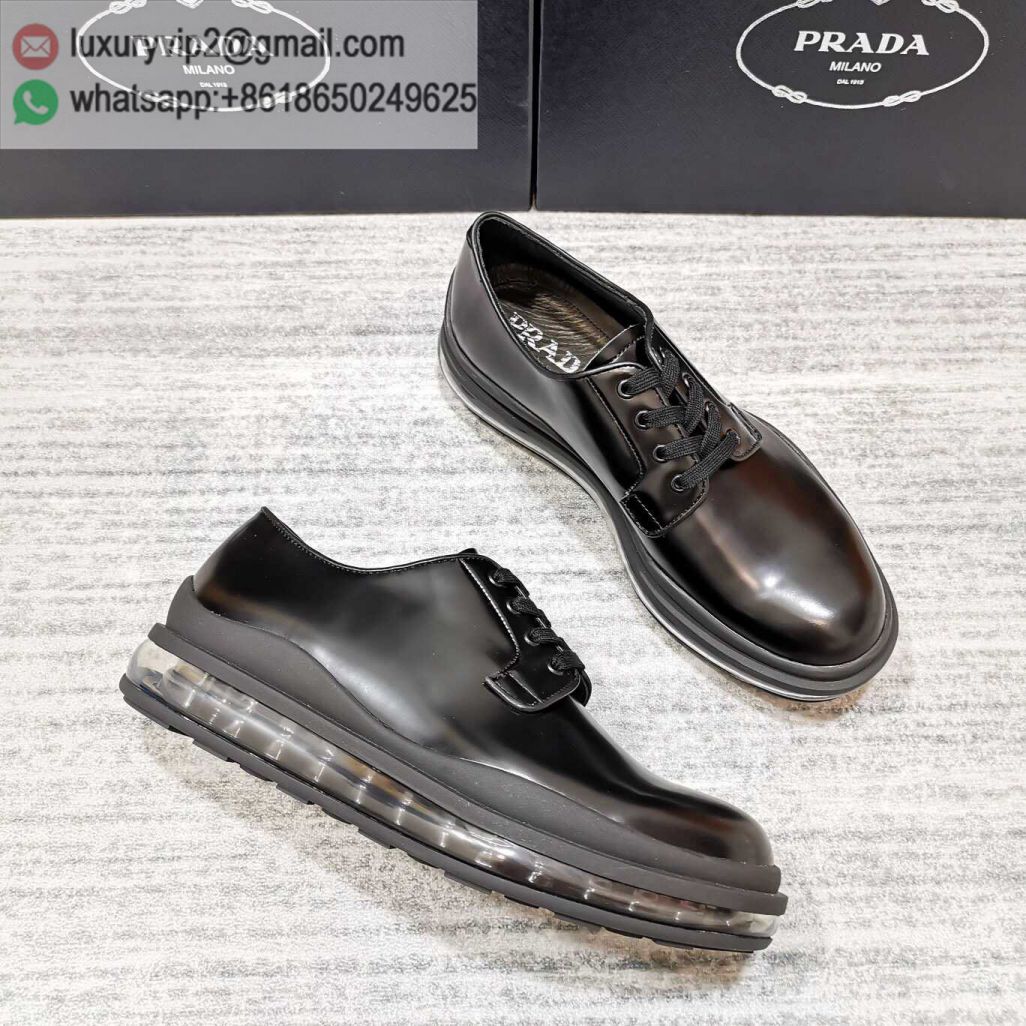 luxury deals: prada outlet