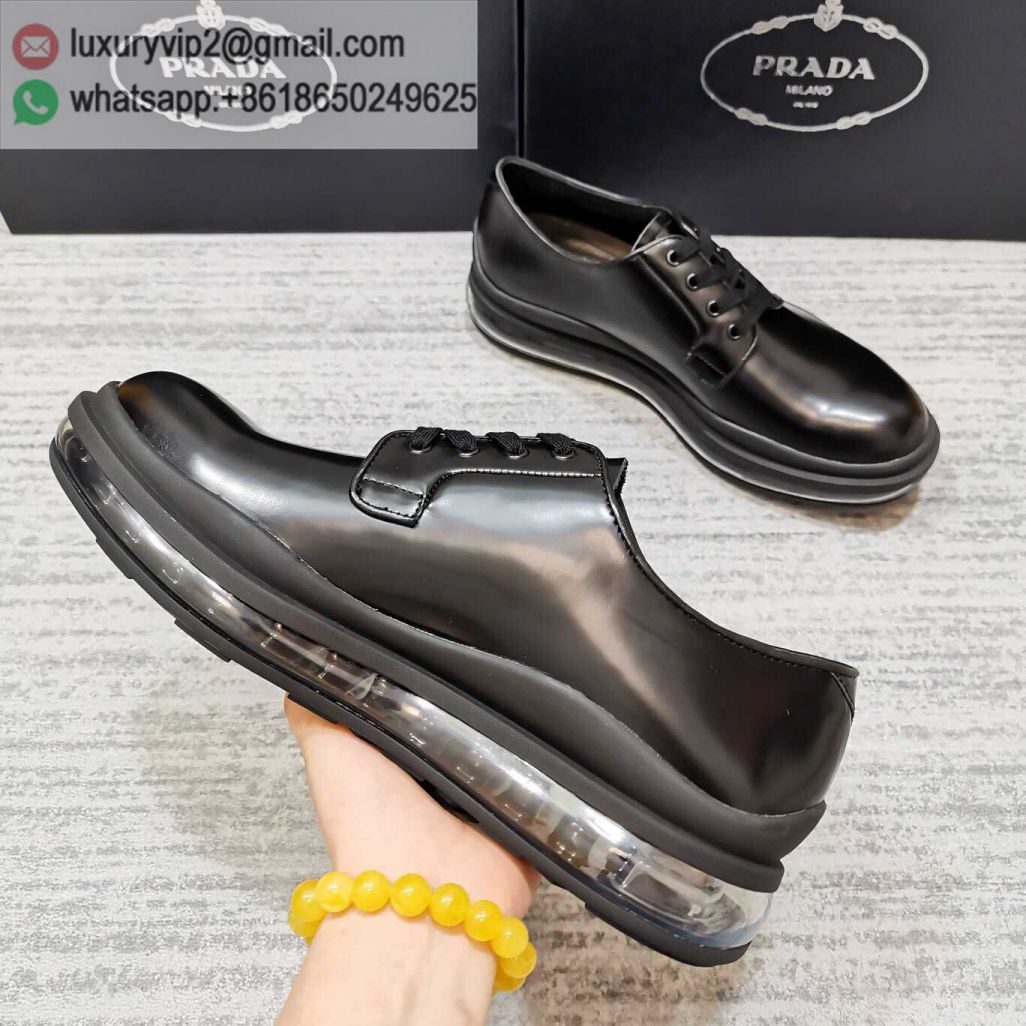 luxury deals: prada outlet