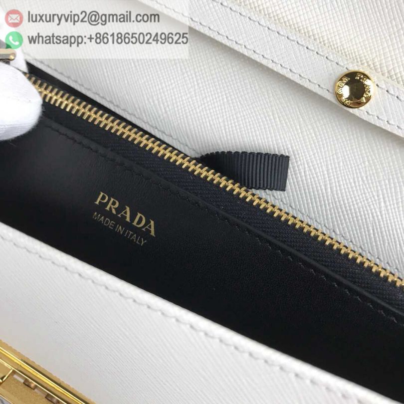 luxury deals: prada outlet