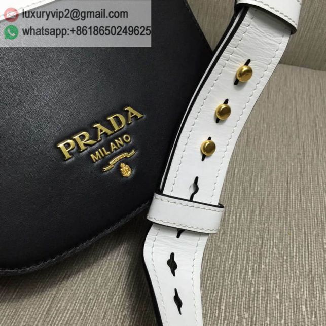 luxury deals: prada outlet