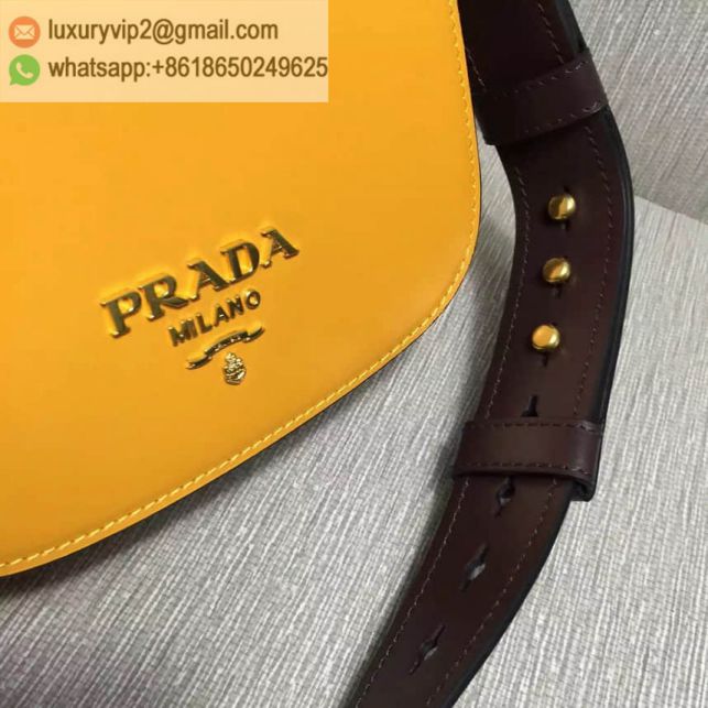 luxury deals: prada outlet