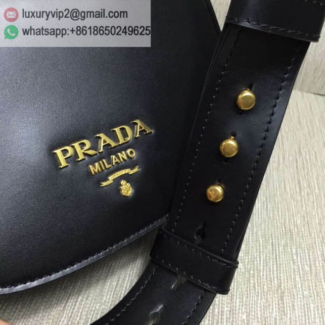 luxury deals: prada outlet