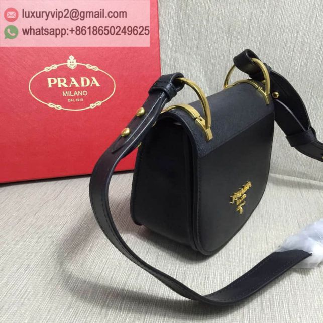 luxury deals: prada outlet