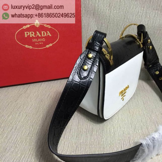 luxury deals: prada outlet