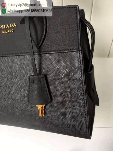 luxury deals: prada outlet