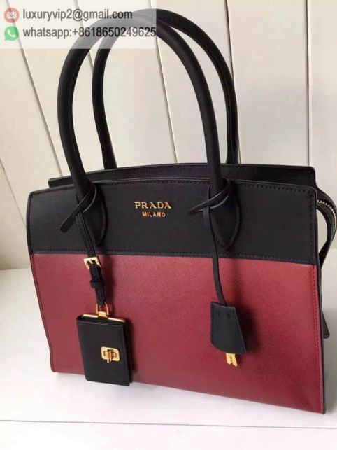 luxury deals: prada outlet