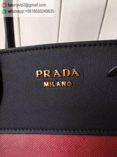 luxury deals: prada outlet