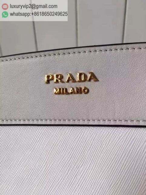 luxury deals: prada outlet