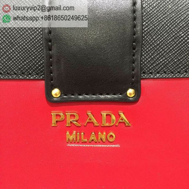 luxury deals: prada outlet