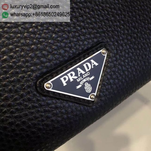 luxury deals: prada outlet