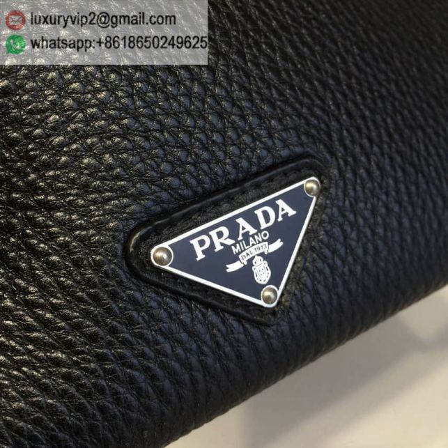 luxury deals: prada outlet