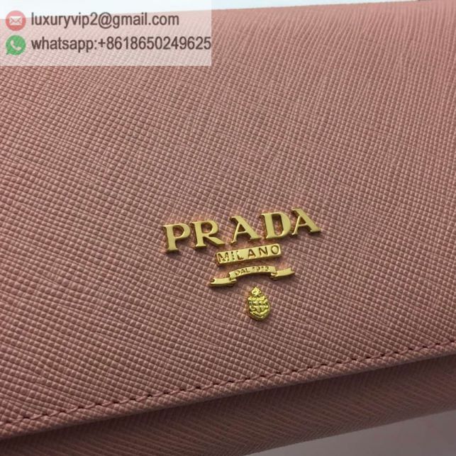 luxury deals: prada outlet