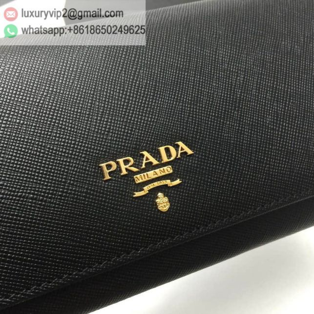 luxury deals: prada outlet