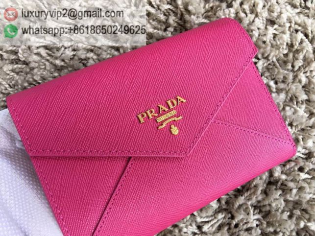 luxury deals: prada outlet