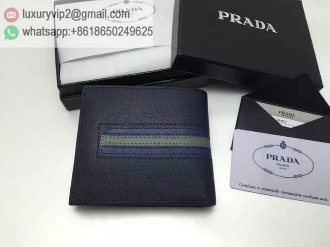 luxury deals: prada outlet