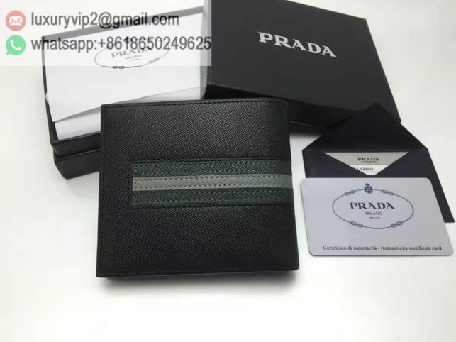 luxury deals: prada outlet