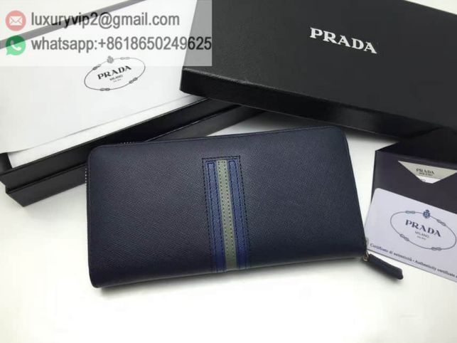 luxury deals: prada outlet