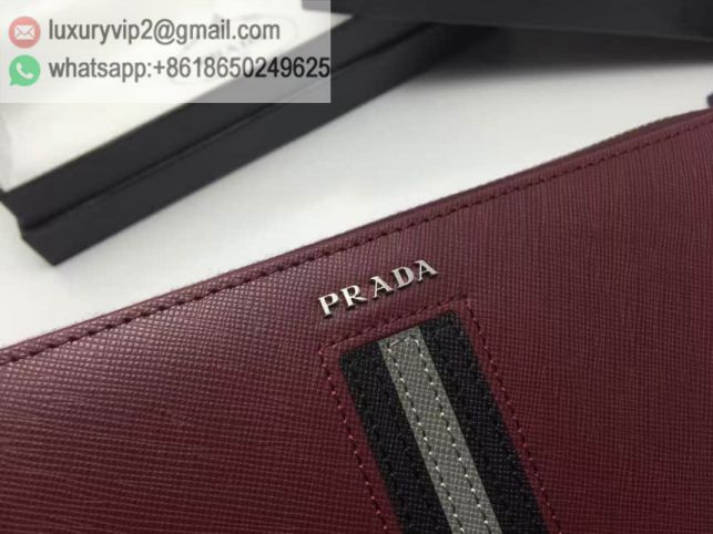 luxury deals: prada outlet