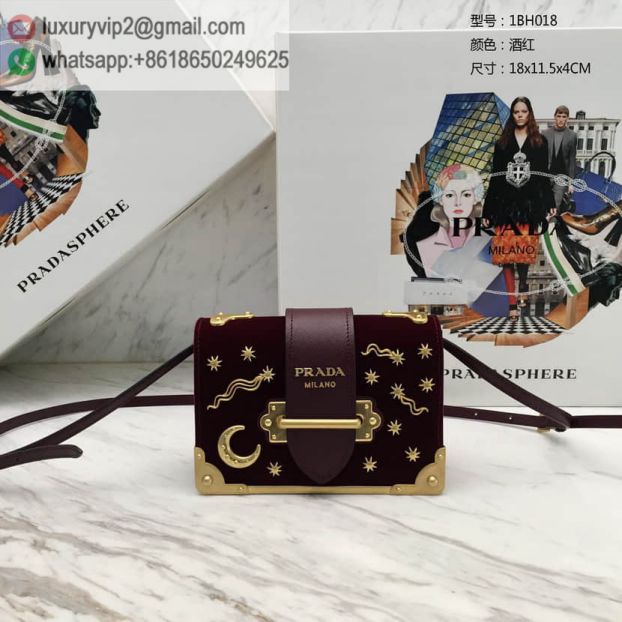 luxury deals: prada outlet