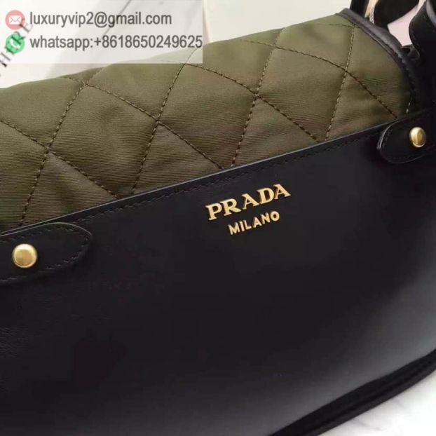 luxury deals: prada outlet