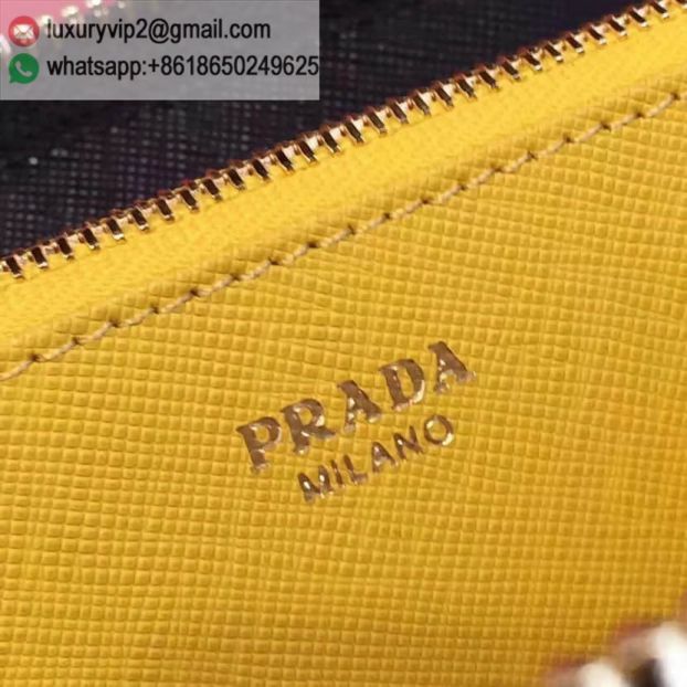 luxury deals: prada outlet