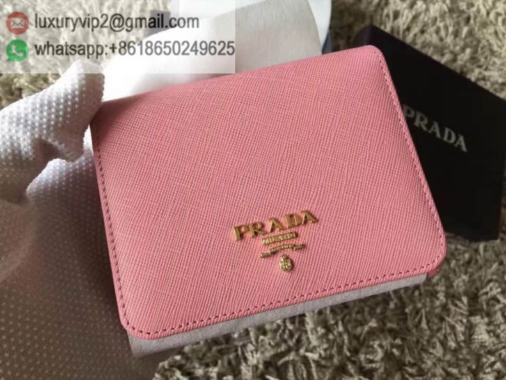 luxury deals: prada outlet