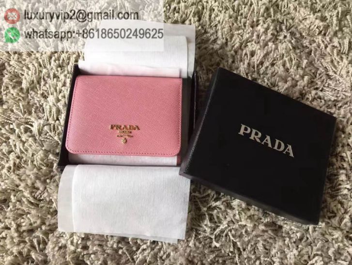 luxury deals: prada outlet