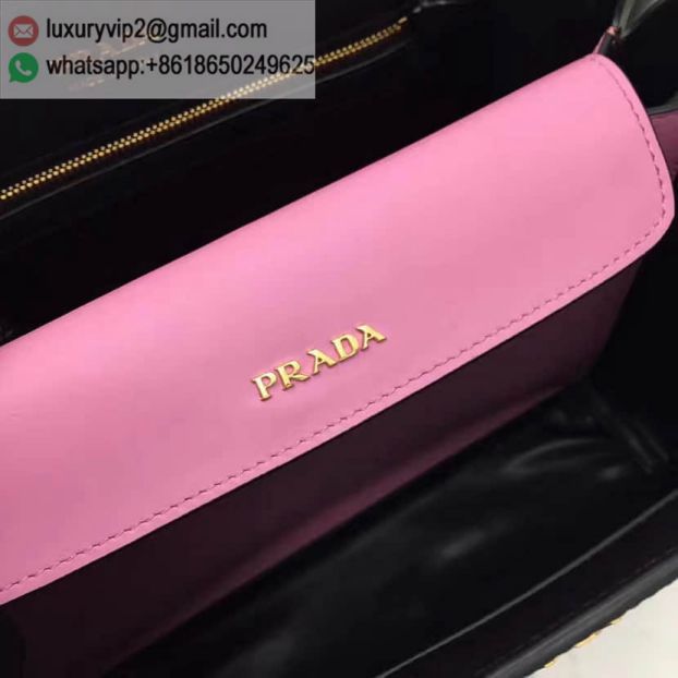 luxury deals: prada outlet