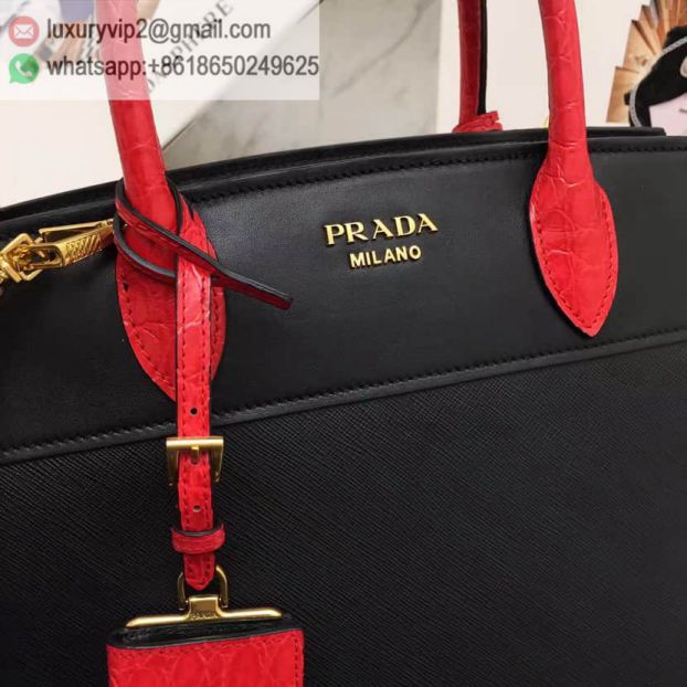 luxury deals: prada outlet