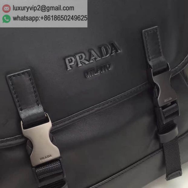 luxury deals: prada outlet