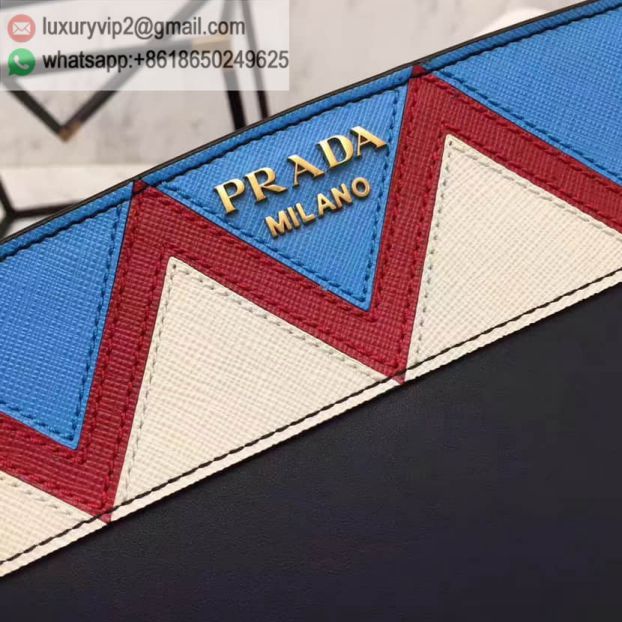 luxury deals: prada outlet