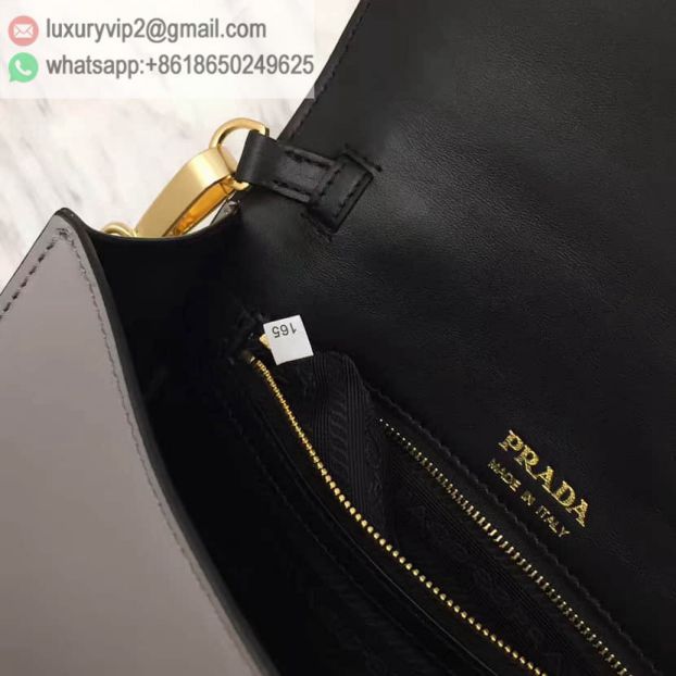 luxury deals: prada outlet