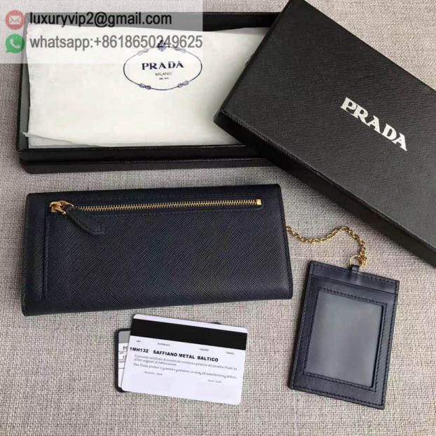 luxury deals: prada outlet