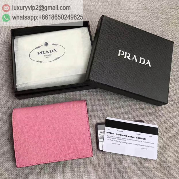 luxury deals: prada outlet