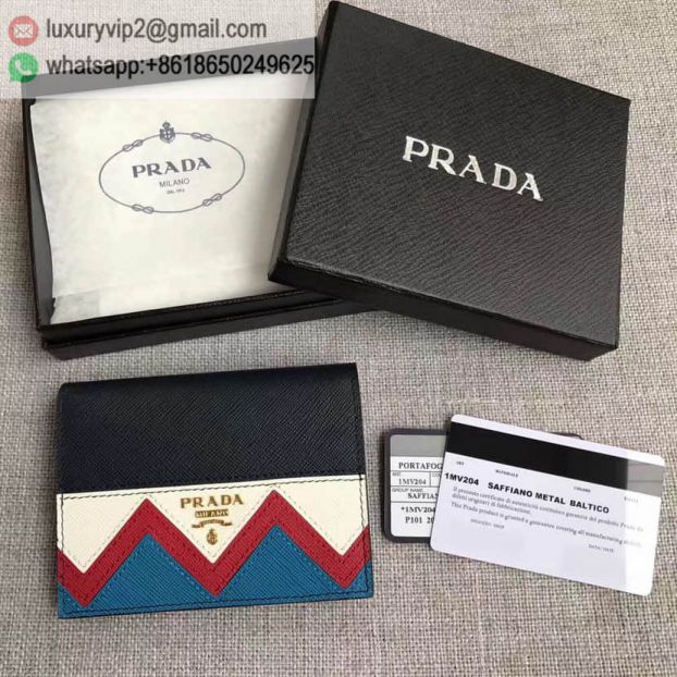 luxury deals: prada outlet