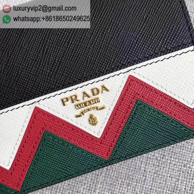 luxury deals: prada outlet