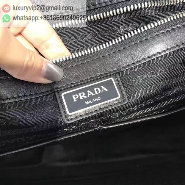 luxury deals: prada outlet