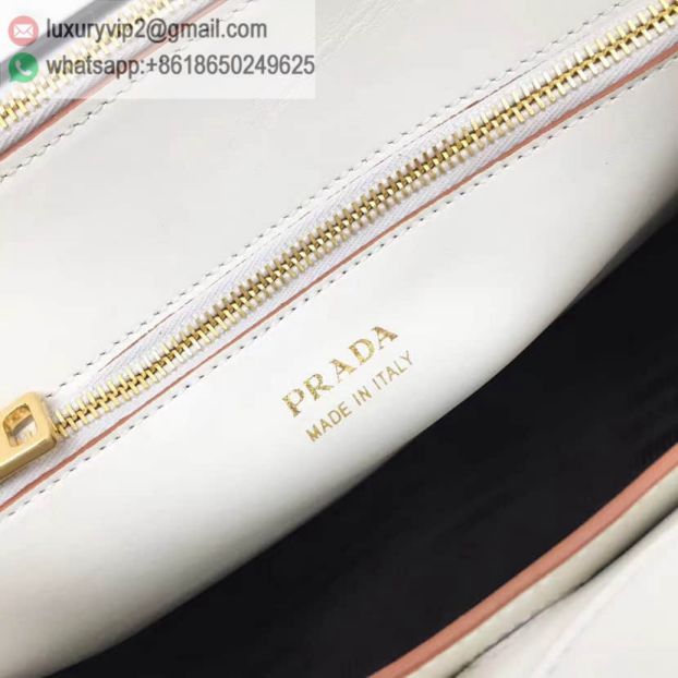 luxury deals: prada outlet