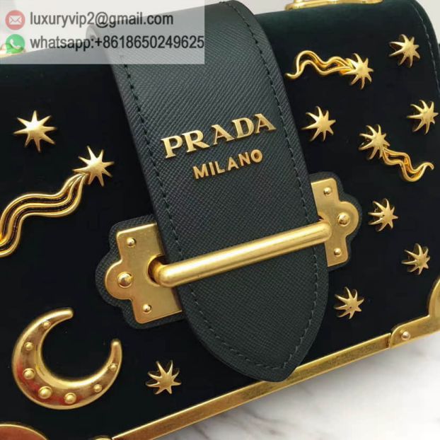 luxury deals: prada outlet