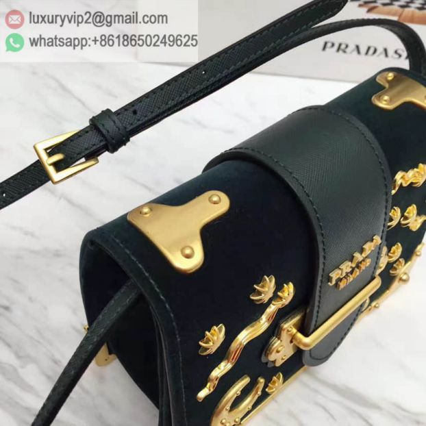 luxury deals: prada outlet