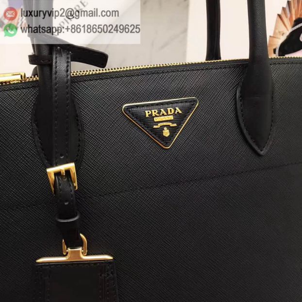 luxury deals: prada outlet