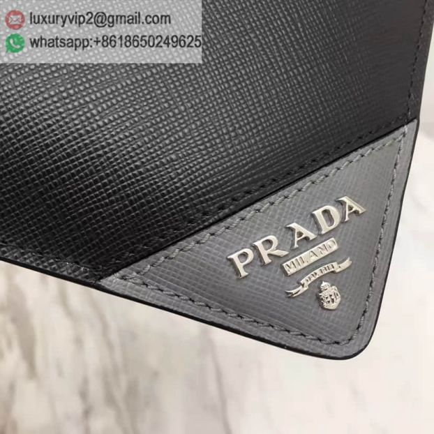 luxury deals: prada outlet