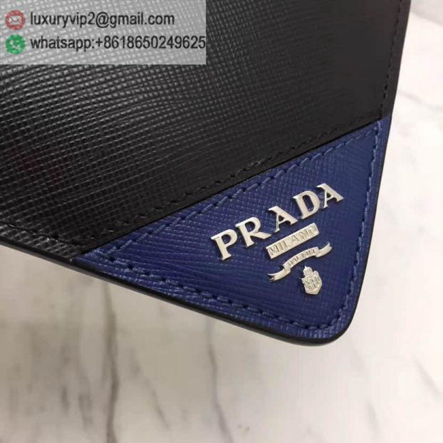 luxury deals: prada outlet