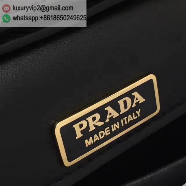 luxury deals: prada outlet