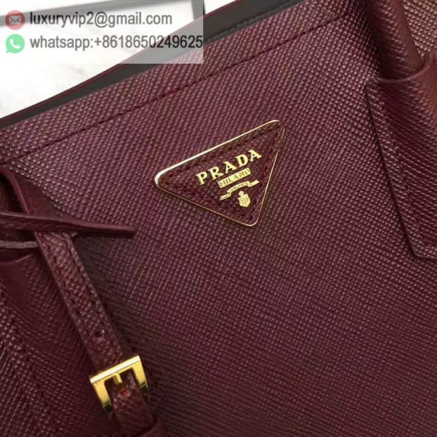 luxury deals: prada outlet