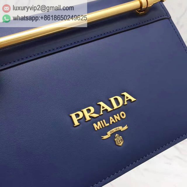 luxury deals: prada outlet