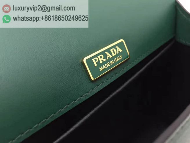 luxury deals: prada outlet