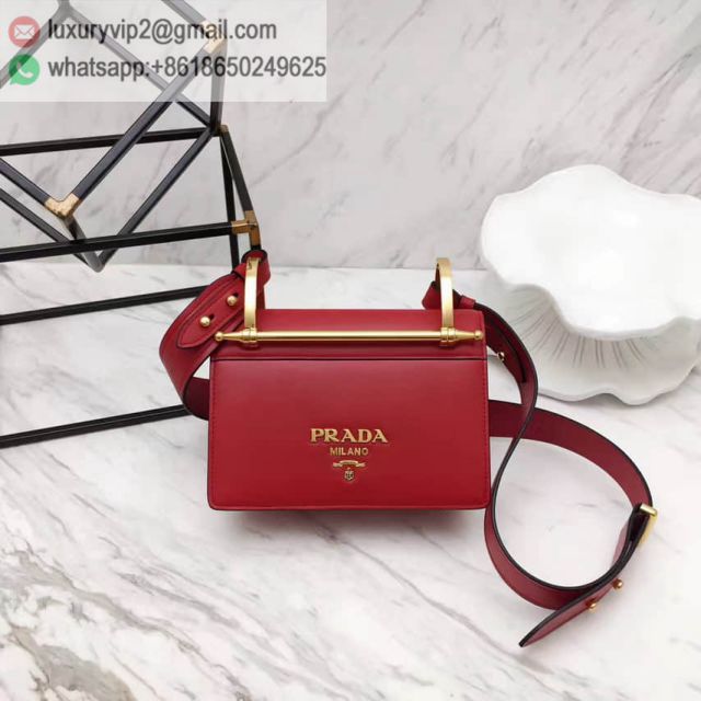 luxury deals: prada outlet