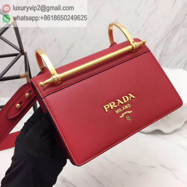 luxury deals: prada outlet